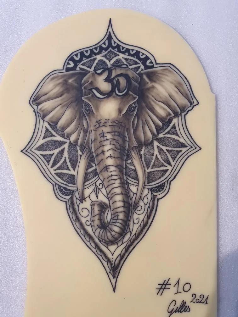 TP élève — éléphant ornemental avec mandala et Om