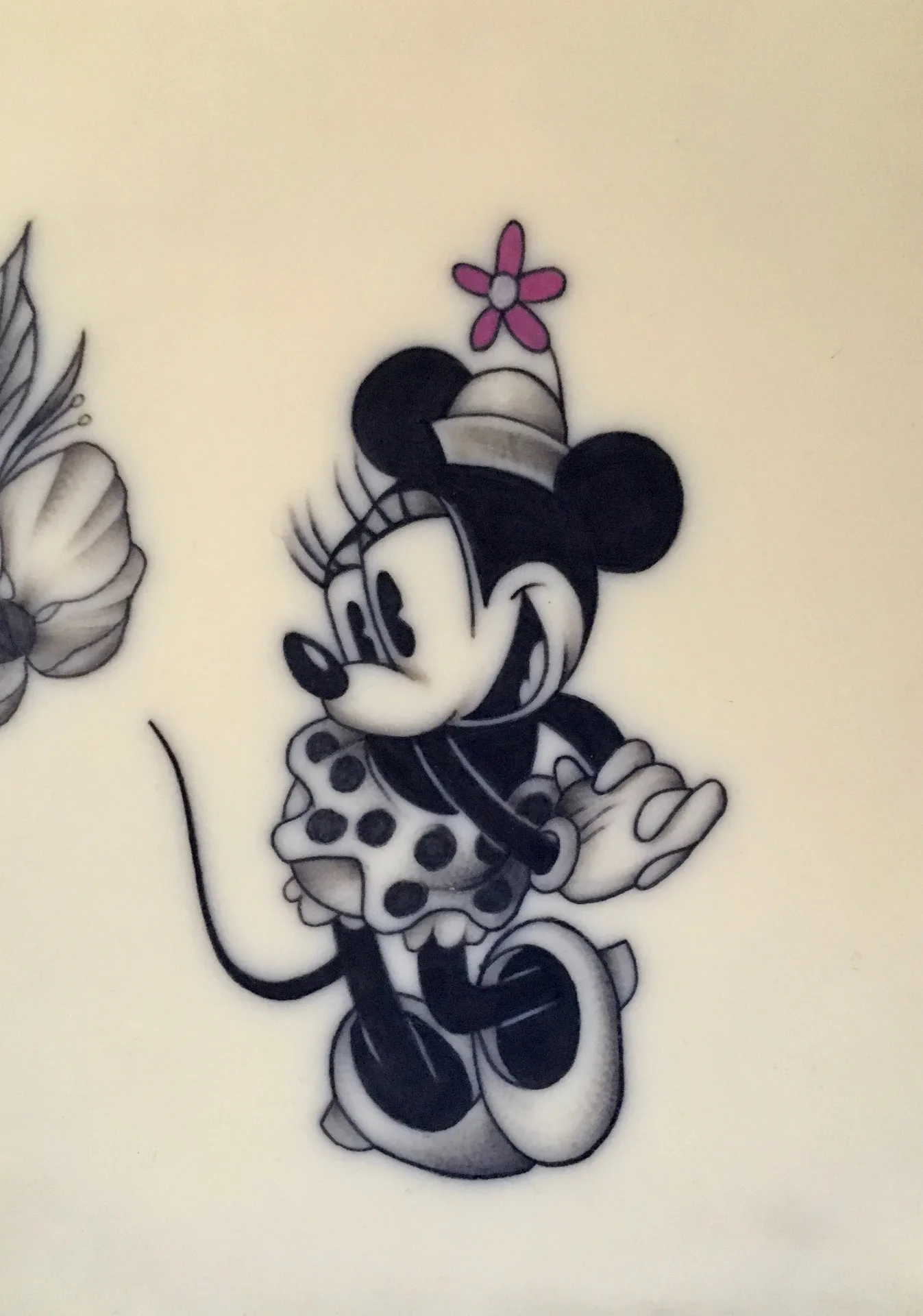 TP élève — Minnie Mouse en black & grey