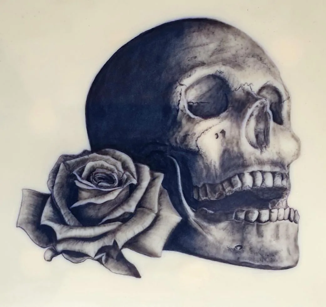 TP élève — crâne et rose en black & grey